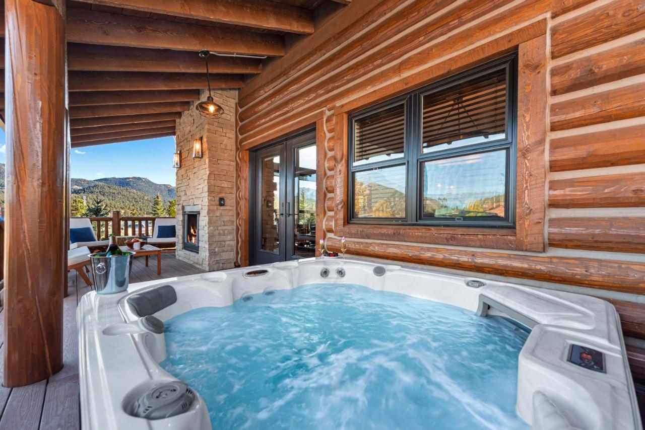Estes Retreat Indoor Outdoor Fireplace, Jacuzzi, Close To Downtown Estes Estes Park Exterior photo